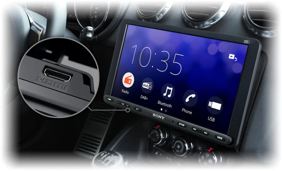 Big display, enhanced connectivity in a single DIN installation with HDMI